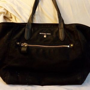 Michael kors tote purse